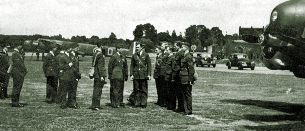 FROM HEROES AS THE MEN WERE PARADED BEFORE KING GEORGE VI WHEN THEIR SERVICES WERE NEEDED... TO ZEROS